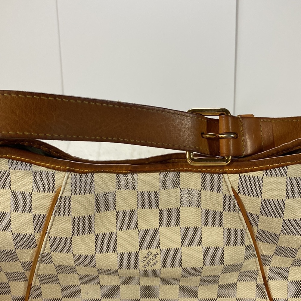 Authentic Louis Vuitton Galliera PM Damier Azur in cream blue with gold hardware - Picture 9 of 16